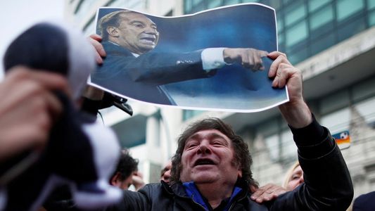 Bilardista hasta la médula: Javier Milei saludó al DT por su cumpleaños