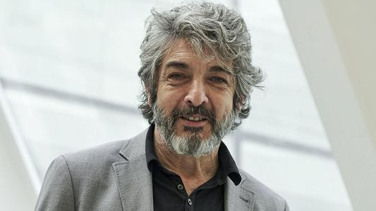 El tierno gesto de Ricardo Darín hacia una gatita en peligro con el que se ganó el corazón de todos