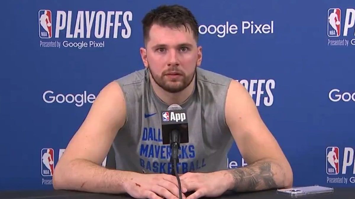 Se escucharon gemidos sexuales en medio de la conferencia de una estrella de la NBA
