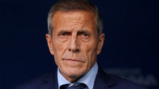 El Maestro Tábarez se negó a que le hagan una estatua en Uruguay