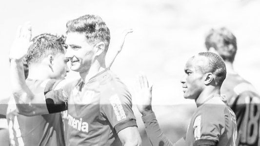 Alario volvió al gol, pero el Bayer Leverkusen perdió con el líder Bayern Munich en la Bundesliga