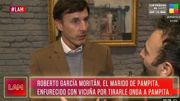 roberto garcia moritan se metio en la polemica por el guino de benjamin vicuna a pampita en los martin fierro 2023