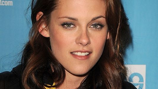 Kristen Stewart resurge tras escándalo