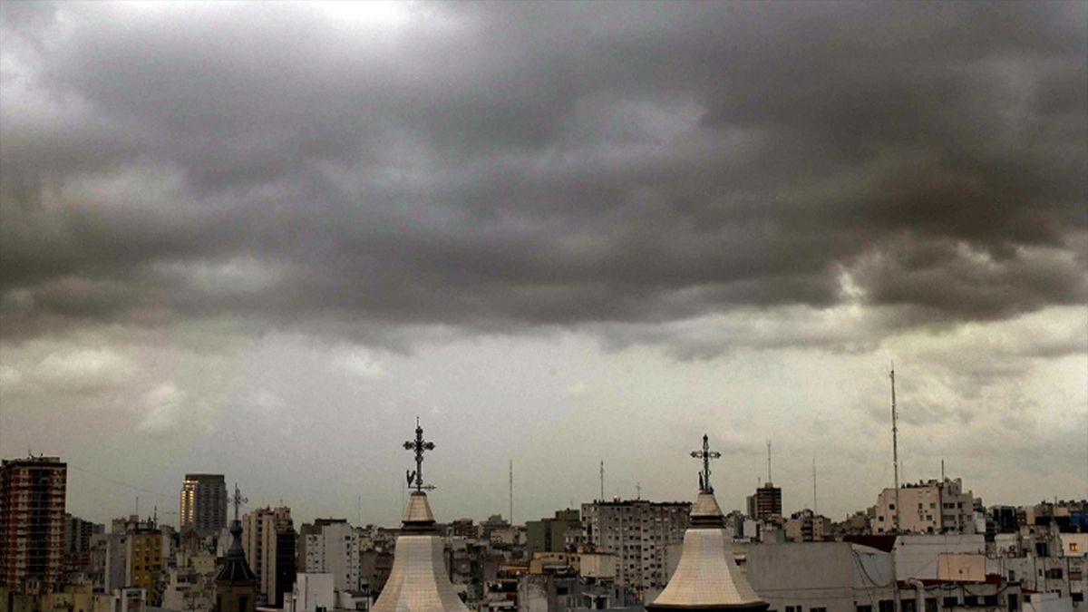 Clima en CABA: ¿cómo seguirá el tiempo en la Ciudad y alrededores durante el finde XL? (Foto: Télam)