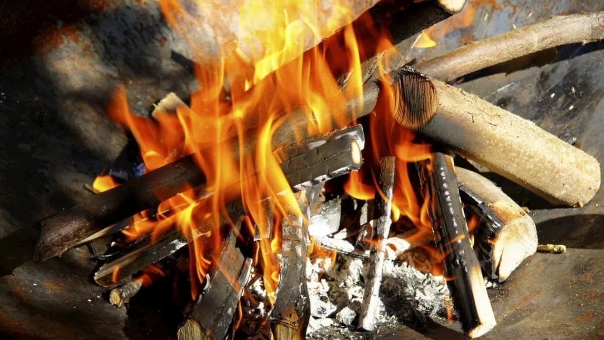 ¿Querés hacer asado pero te cuesta el fuego? Este truco lo soluciona en minutos.