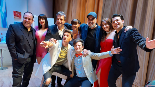 Miguel Angel Rodríguez fue a ver la obra de Marcelo de Bellis y Darío Lopilato