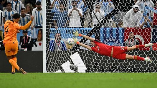 La actividad física que practica Dibu Martínez y es la más elegida por las mujeres