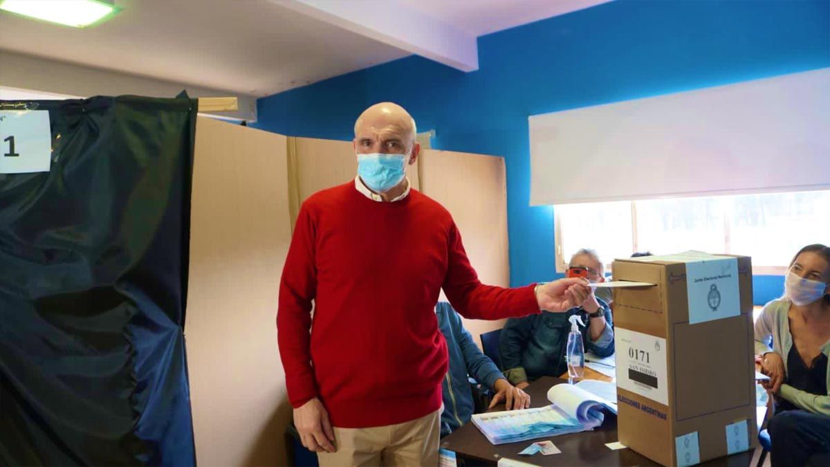 José Luis Espert denunció la falta de boletas (Foto: Cuenta oficial de Espert en Twitter)