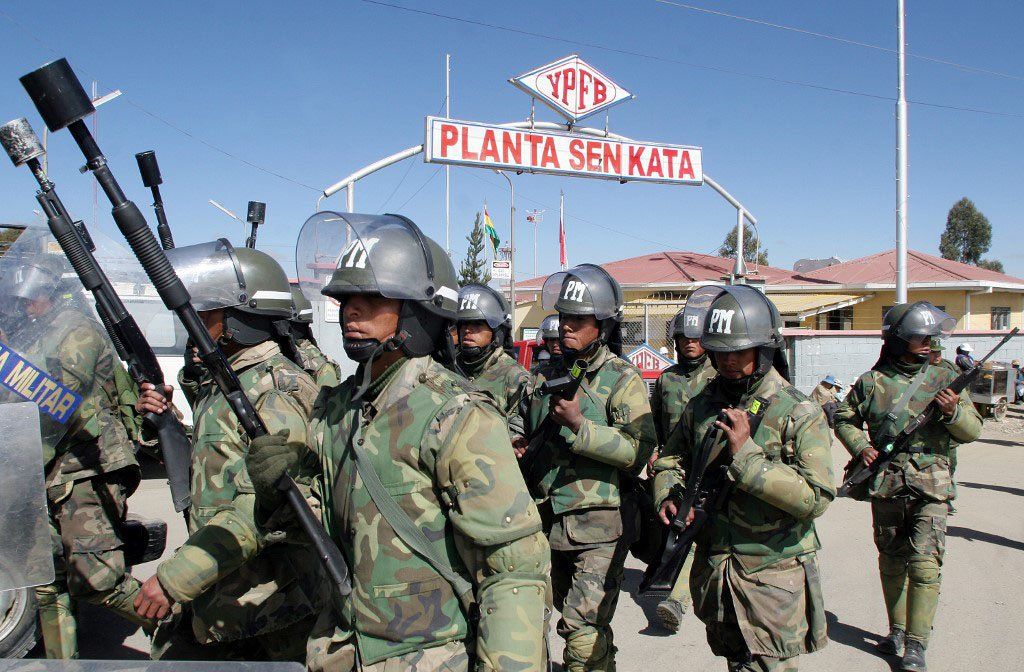Bolivia: mientras sigue la violencia, el oficialismo y la oposición no logran acordar una fecha para nuevas elecciones