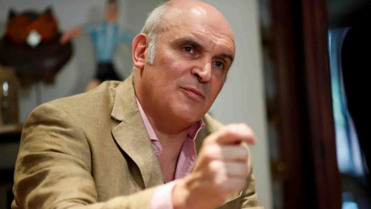 Con el apoyo del  titular de la convención de UNIR, Espert asegura que será candidato presidencial en las PASO