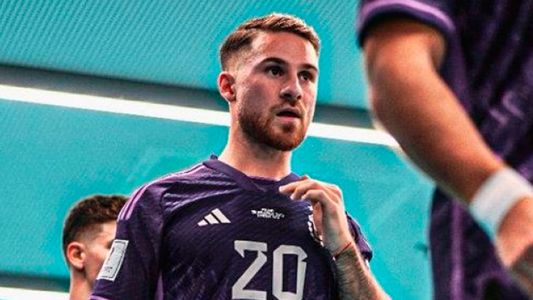 El tremendo gesto de Alexis Mac Alister para salvar a un compañero en plena entrevista en vivo