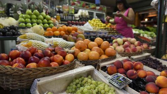 Precios Justos: el Gobierno actualizó los valores de la canasta de frutas y verduras