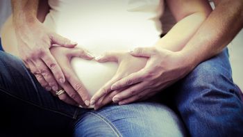 La modelo que anunció que espera a su primer hijo: Durante 4 meses escondí mi panza
