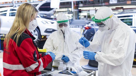 SEAT, del confinamiento a los test en línea