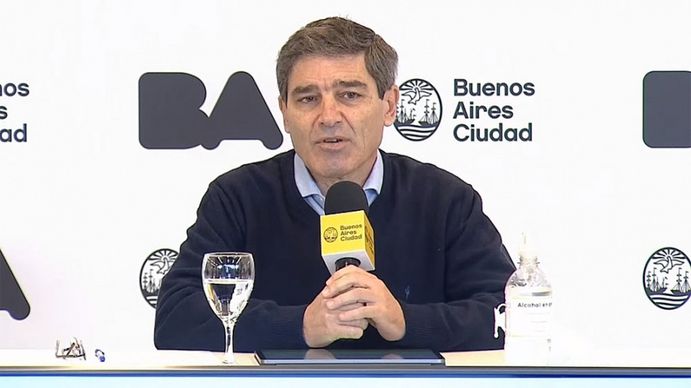 Fernán Quirós analizó cómo seguirá la vacunación contra el coronavirus: La cuarta dosis cerrará este período