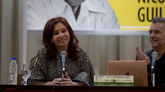 Cristina Fernández en Cuba: Las mafias se dedicaron a perseguir a Florencia