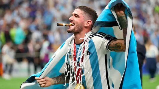 Rodrigo De Paul les hizo caer lágrimas a todos con su mensaje por el primer mes como campeón del mundo