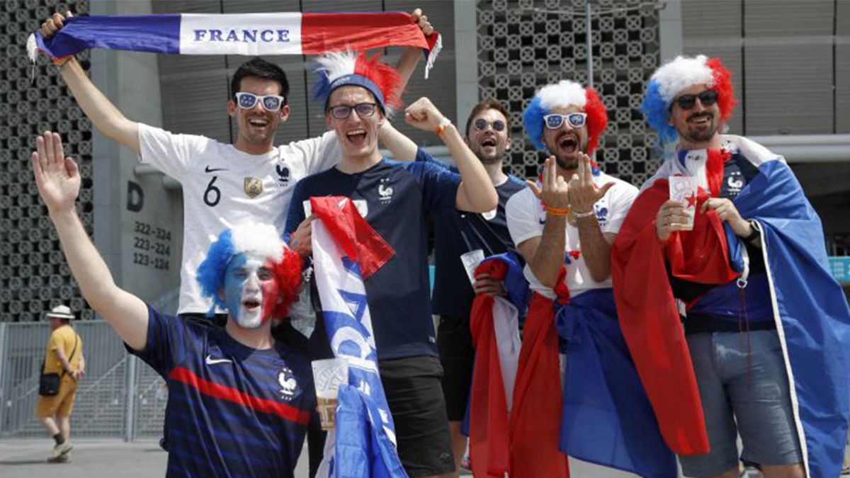 Se confundieron Budapest con Bucarest y no pudieron ver a la Selección de Francia