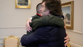 Javier Milei recibió al gendarme Nahuel Gallo en Casa Rosada