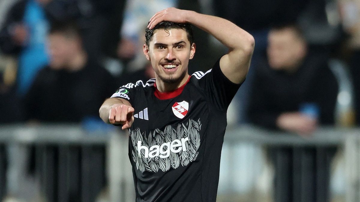 Joaqu&iacute;n Panichelli, con la camiseta del Racing de Estrasburgo (Foto: Reuters).