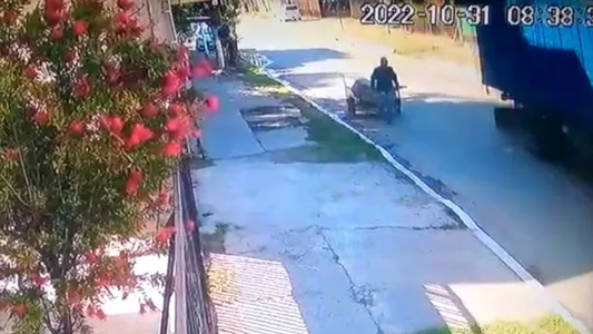 Macabro: lo acusan de haber matado a su papá y esconder el cuerpo en un tanque de agua