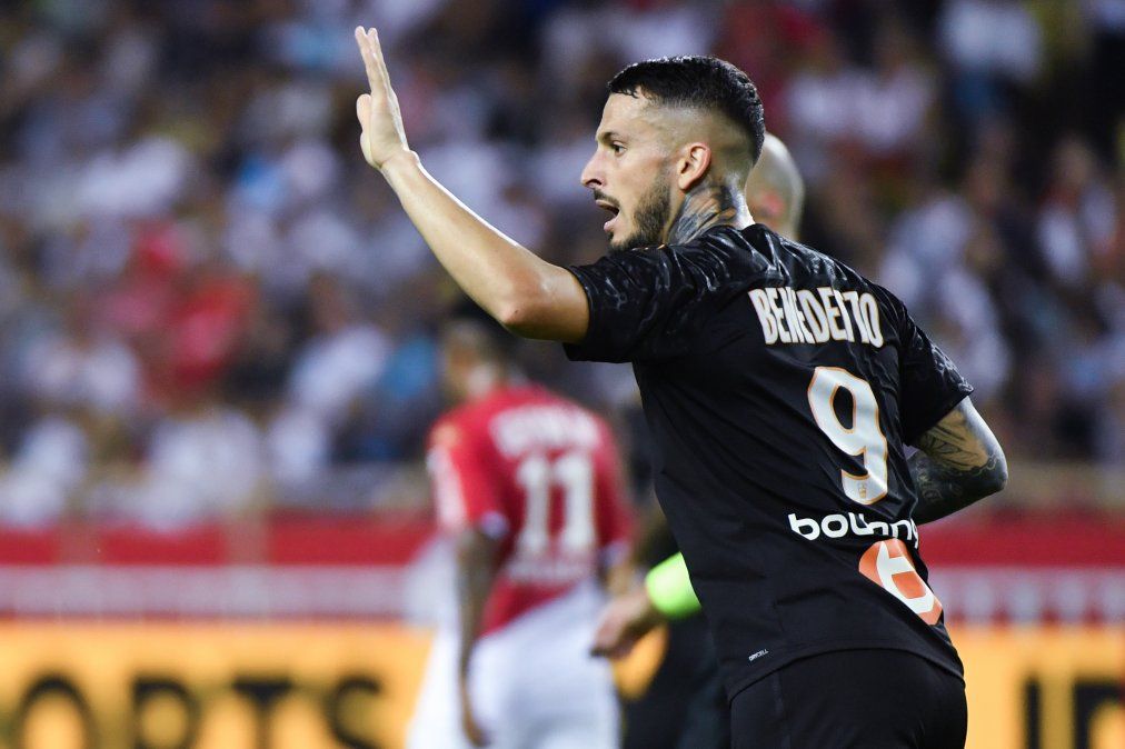Doblete de Benedetto en el triunfo 4-3 del Marsella sobre el Mónaco y cuarto gol consecutivo en la Ligue 1
