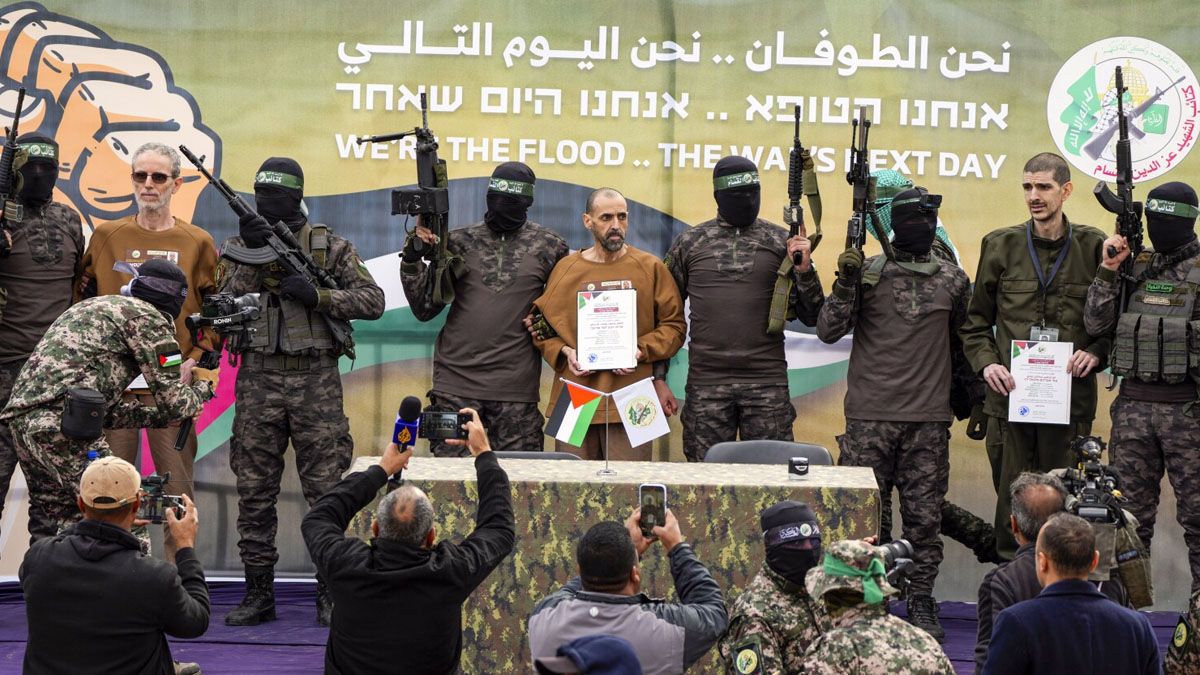 Hamas lanzó una dura amenaza por la suerte de los rehenes que mantiene en su poder. (Foto: Gentileza AP)