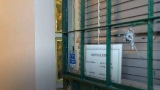 Cien mil pesos por mes o los matamos a todos, en Rosario los narcos aprietan a comerciantes