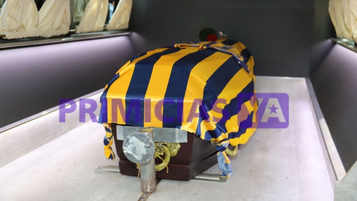 El cortejo fúnebre de los restos de Gerardo Rozín partió de la sala velatoria cerca de las 15