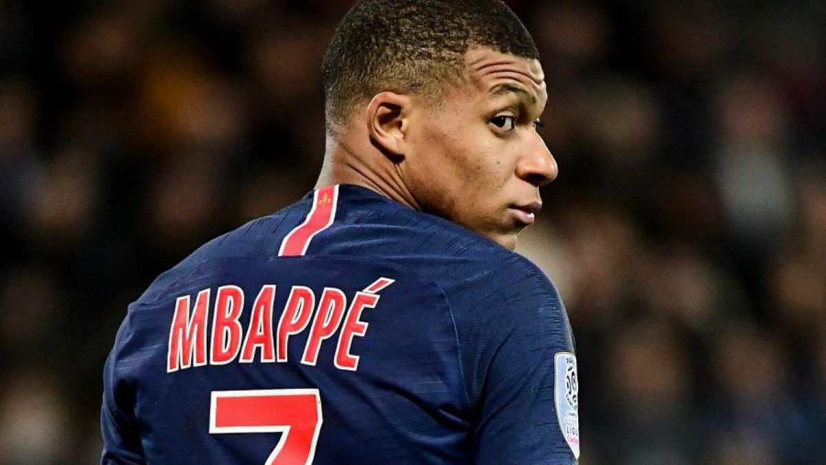 El terrible gesto de Mbappé con un empleado del PSG que generó rechazo en las redes