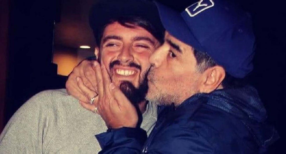 Diego Maradona Jr. será ciudadano argentino