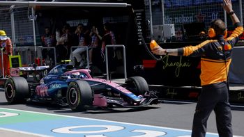 Frustración total: el fuerte diálogo de Colapinto con su ingeniero tras quedar 16° en la clasificación Sprint en China