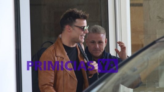 Ricky Martin en Argentina: las fotos de su llegada al país en un vuelo privado