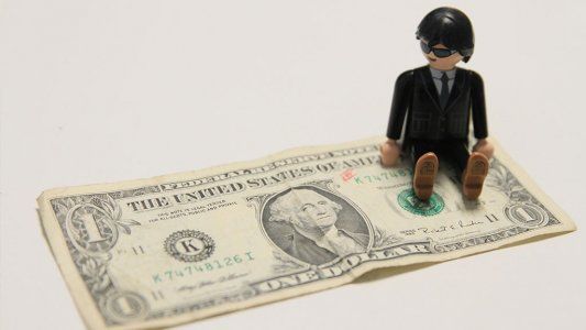 Efecto PAIS: se registró el gasto en dólares más bajo en los últimos 8 años