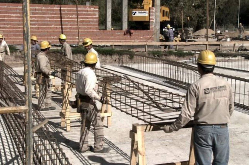 La construcción respondió al lineamiento de Triaca y acordó un aumento de 15% en dos partes