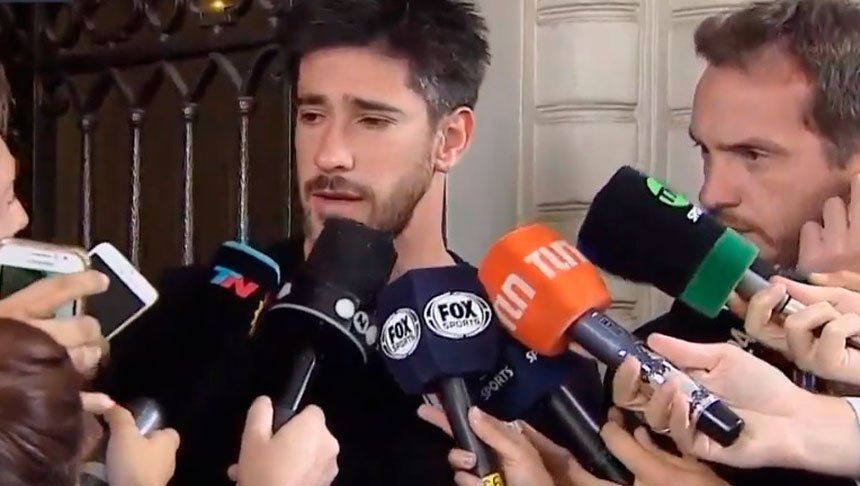 Pablo Pérez: No soy mentiroso, nos tiraron piedras hasta la puerta del estadio