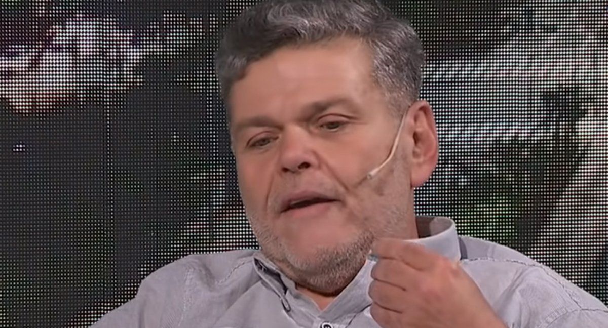 Alfredo Casero propone que los que cobren planes no voten