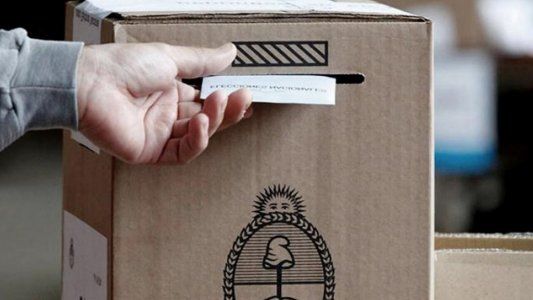 Elecciones en Chaco: mientras esperaba para votar, murió de un infarto