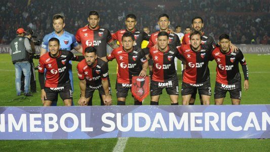 Colón goleó 4-0 a Zulia y clasificó por primera vez en su historia a las semifinales de la Copa Sudamericana