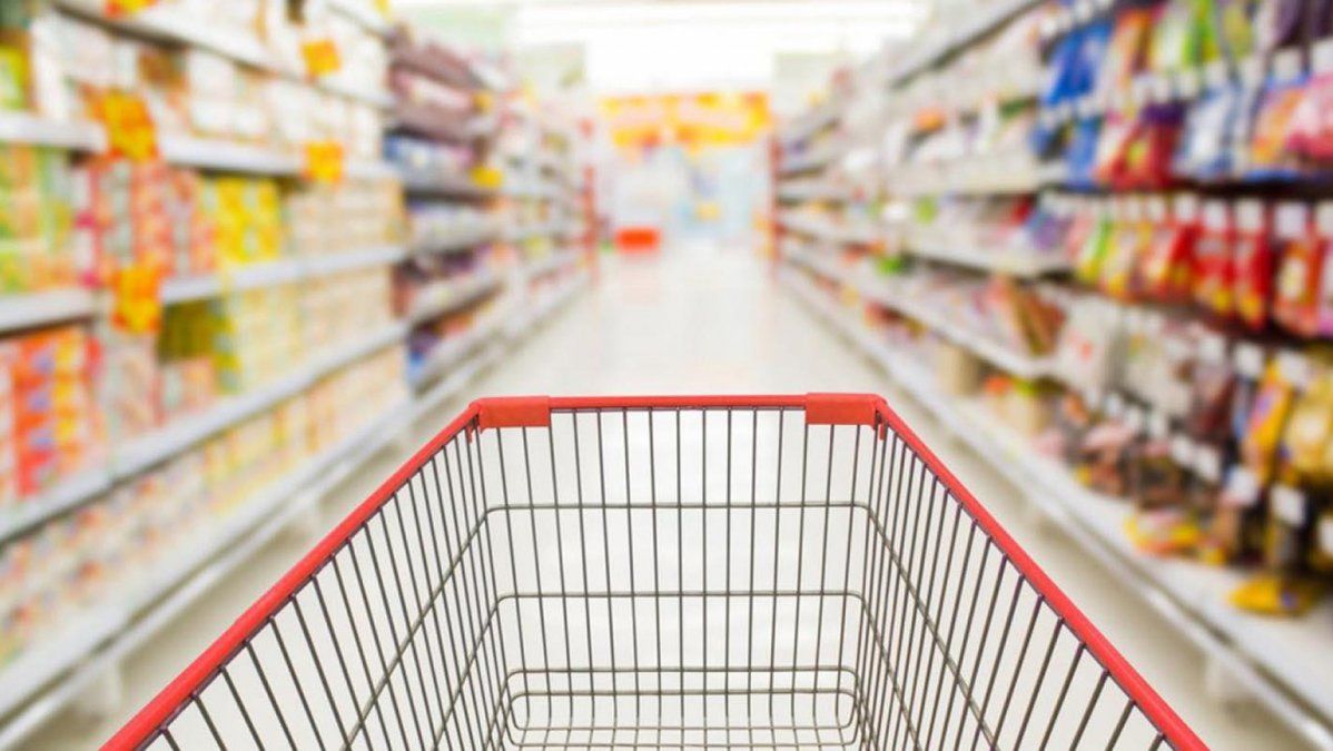 Supermercadistas advierten que están absorbiendo el 50% de los costos para sostener el consumo