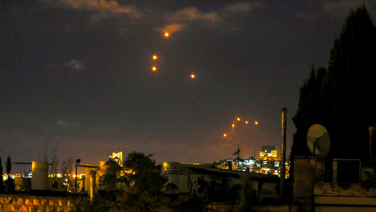 Irán le advirtió a Israel que bombardeará todas sus infraestructuras si toma represalias