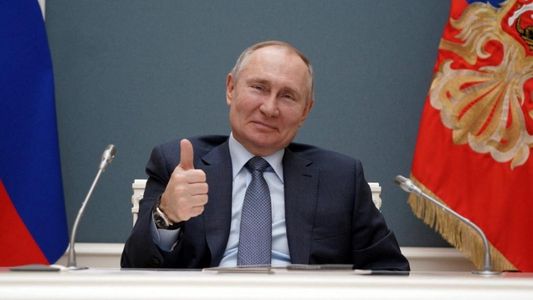 Vladimir Putin busca reforzar el ejército ruso con una ley que elimina el tope de edad