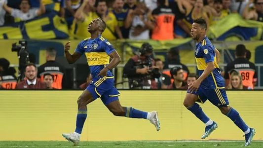 VIDEO | El gol de Luis Advíncula que igualó la final entre Boca y Fluminense
