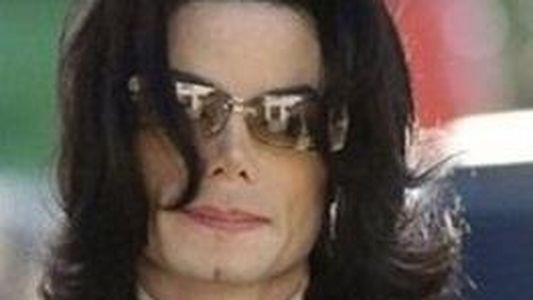 El Médico de Jackson le habría administrado Propofol incluso después de morir