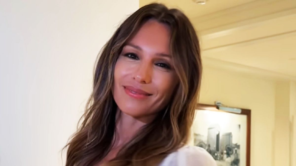 Fuego, música y máxima diversión: la intimidad del lujoso cumpleaños de Pampita a orillas del mar
