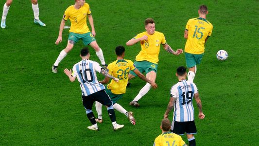 ¡Imparable! La Selección Argentina le ganó 2-0 a Australia con goles de Messi y Pezzella