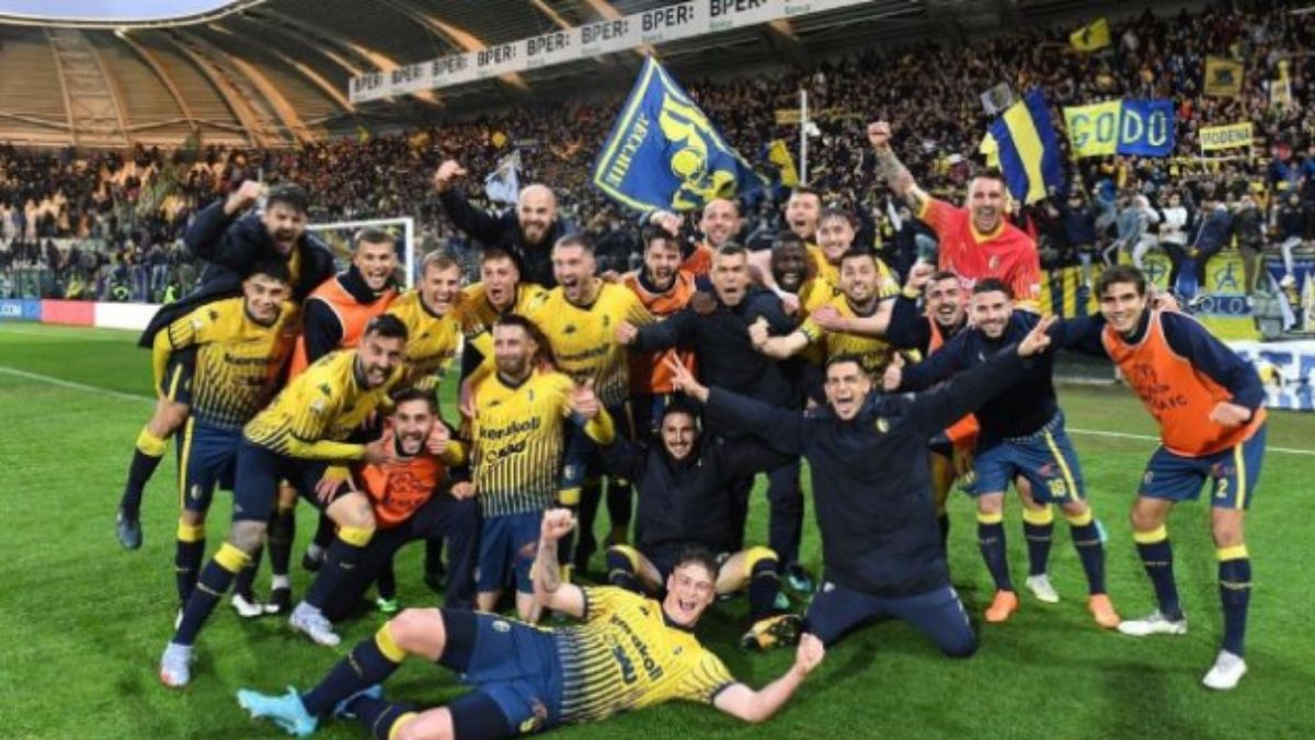 Módena y un gol histórico del arquero que le podría valer el ascenso.
