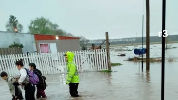Tormenta de Santa Rosa: lluvias históricas, más de 120 evacuados y destrozos en varias provincias