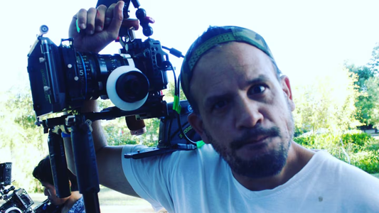 Agustín Santiago Palleres Yoffe prepara una serie sobre los Lectoure tras ganar como Mejor Director de Ópera Prima