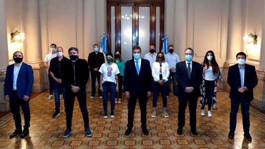 Impuesto a la riqueza: el oficialismo cierra filas para apoyar el proyecto con presencia de ministros e intendentes en Diputados